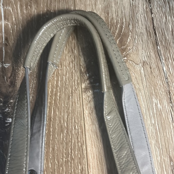 Coach hand bag - Picture 4 of 5